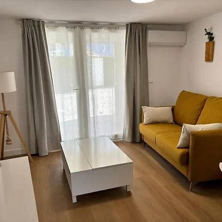Rabdells Olivanova 150m De La Playa Apartment *