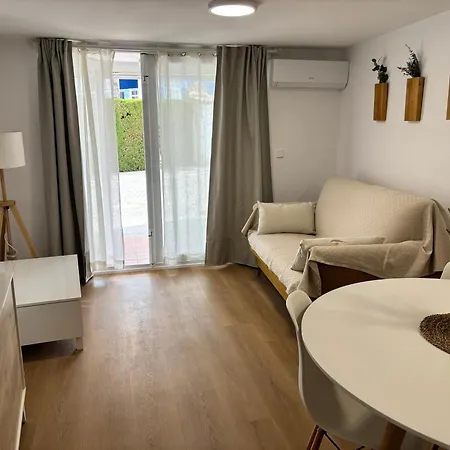 Rabdells Olivanova 150m De La Playa Апартаменты *