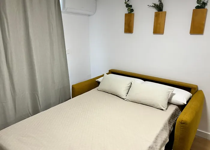 Rabdells Olivanova 150m De La Playa Олива