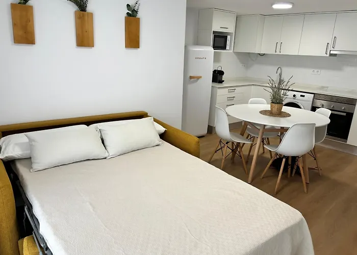 Rabdells Olivanova 150m De La Playa Олива